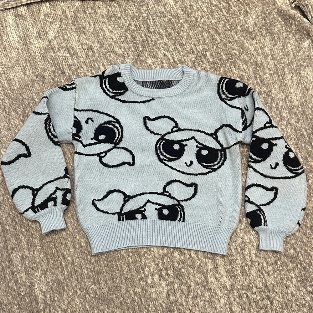 EUC thick knit baby blue powderpuff girls printed sweater size 6